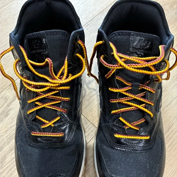 New Balance 574 H in mens size 12.
Cordura white/black - Picture 6 of 8